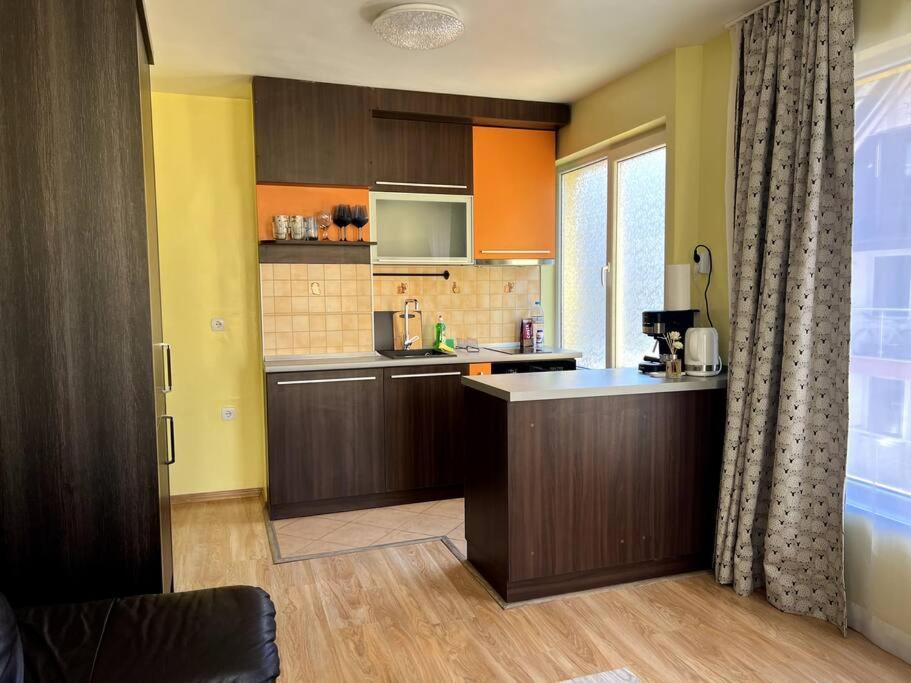 Lovely 2-Bedroom Rental Unit In Sofia Exteriör bild